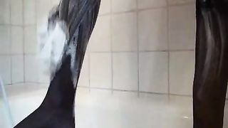 Cleaning that shit from my ass