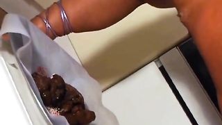 Cum on her dirty ass