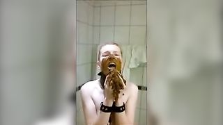 Blowjob with scat on her face