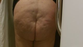 Enema fun with my fat girlfriend