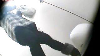 Fast crap in the toilet