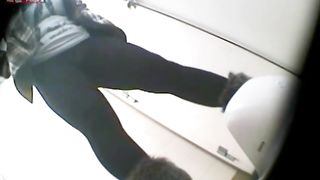 Fast crap in the toilet