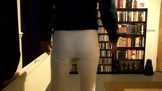 Shit in her white pants