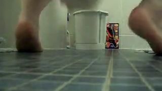 BBW babe eating her own shit