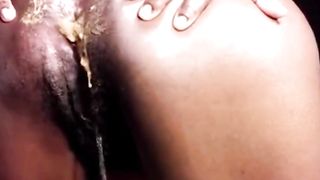 Black girl shitting in her panties