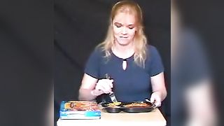 She's pooping many times