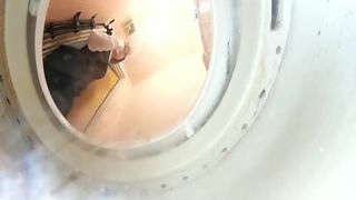 Spying on Japanese girls shitting