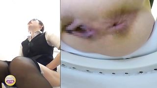 Sounds of liquid shame