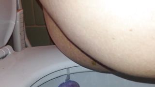 Great sounds of a teen pooping
