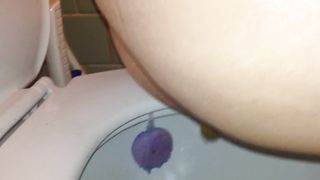 Great sounds of a teen pooping