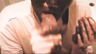 Blowjob after smearing poop