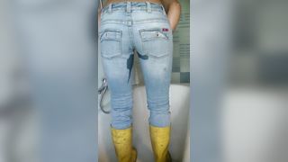 Shit in blue jeans