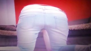 Blonde milf shits in tight jeans