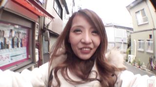 Brown haired girl shitting slowly