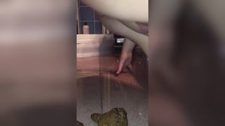 Close up pooping sexy
