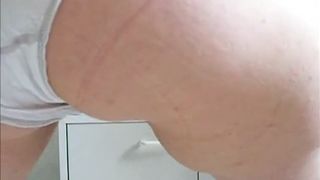 Chubby babe pooping in her panties