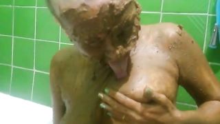 Giving a scat blowjob with shit