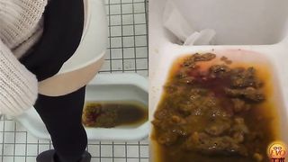 Mix of chinese girls pooping