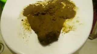 Russian milf loves smearing shit