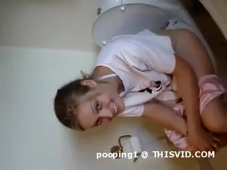 Spying on his girlfriend pooping
