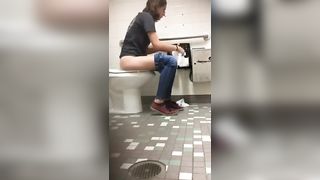 Brunette beauty shits a lot