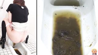 Japanese schoolgirl with serious diarrhea
