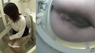 Shitting a big one makes her horny