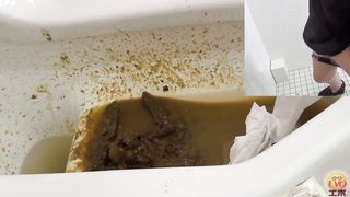 Real mess in public bathroom