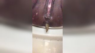 Black babe pooping slowly
