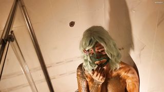 She really knows how to masturbate