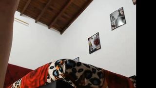 Brazilian camgirl squirting and shitting