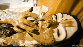 Tattooed teen masturbates in unique way