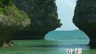 She's pooping on public beach