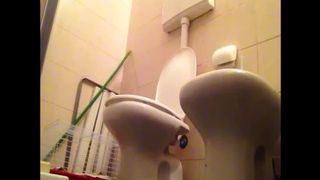 Tattooed babe pooping a big one