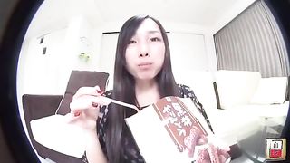 Curvy japanese shitting