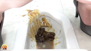 Real mess in public toilet