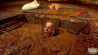 Betty Loves Manure and squirts