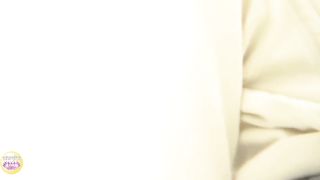 Hairy japanese did a mess in panties