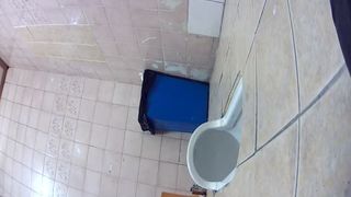 Three girls pooping by turn and a lot