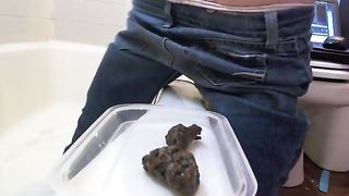 Small turd in lunch box