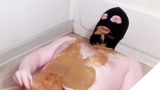 Black babe shitting on her slave