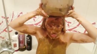 Horny blonde babe smears shit