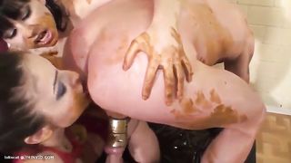 Real scat threesome
