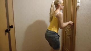 Bubble butt blonde panty poop