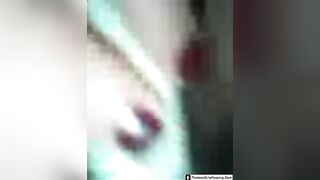 Big ass girl pooping in low qaulity closeup