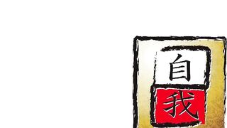 Big booty Japanese chick poops in the public toilet