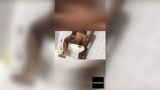 Chubby huge ass ebony dildo fucking her poop