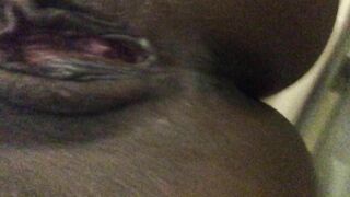 Quick poop and hot closeup