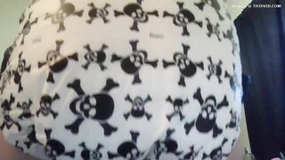 Sexy big ass lady showing her panty poop skills