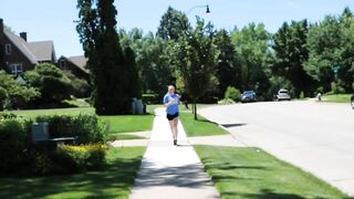 Sexy jogging girl has diarrhea problem